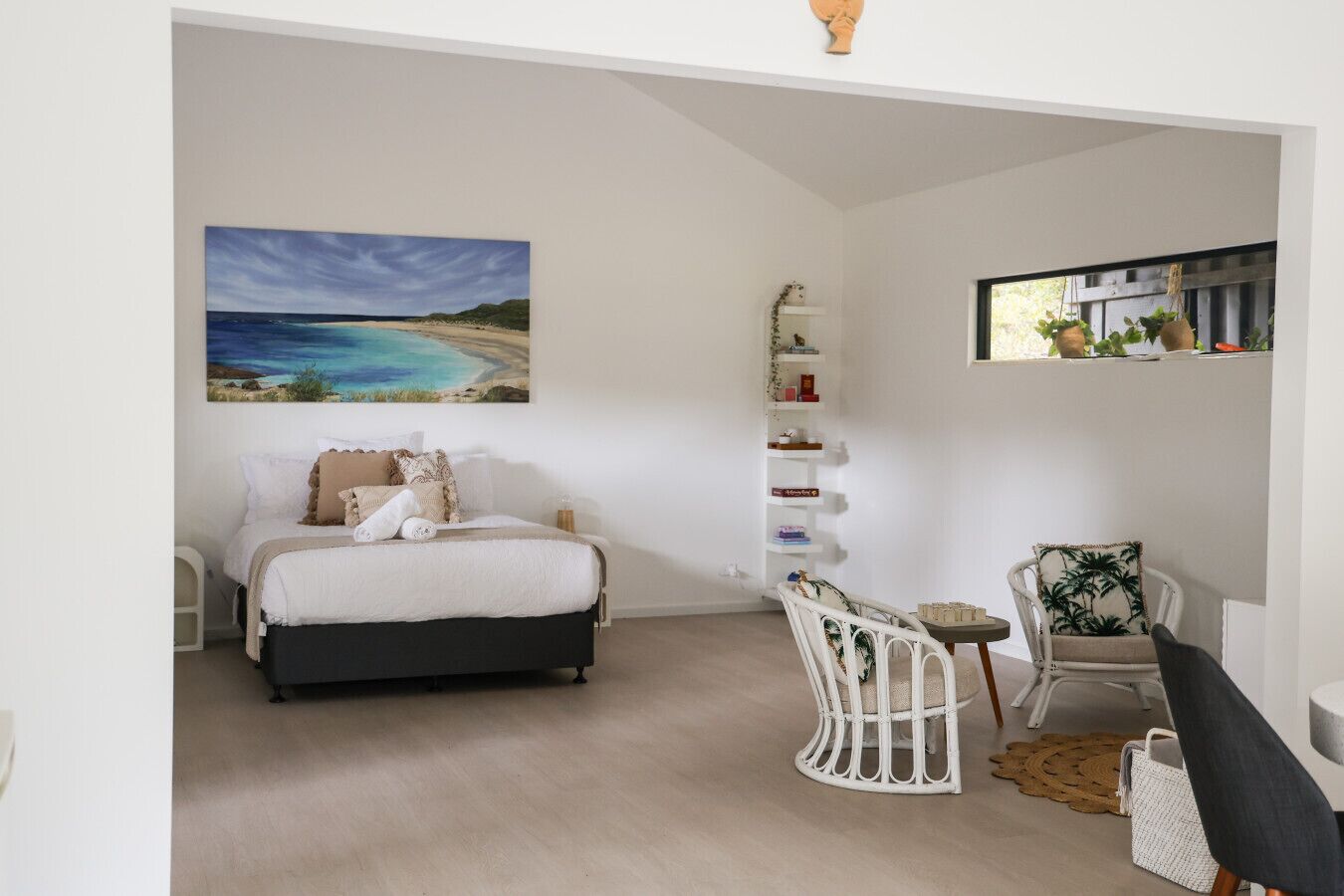 1 bedroom, desk, free WiFi, bed sheets