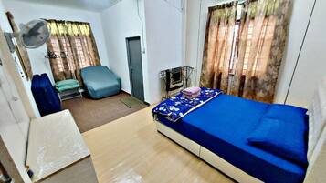 House | Seterika/papan seterika, Wi-fi percuma