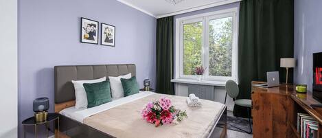 Schreibtisch, Bügeleisen/Bügelbrett, WLAN, Bettwäsche