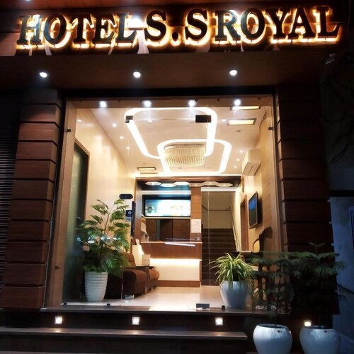 Hotel SS Royal