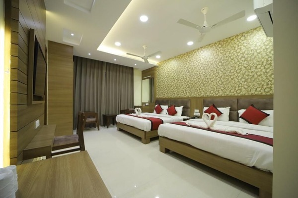 Soundproofing, WiFi (free)