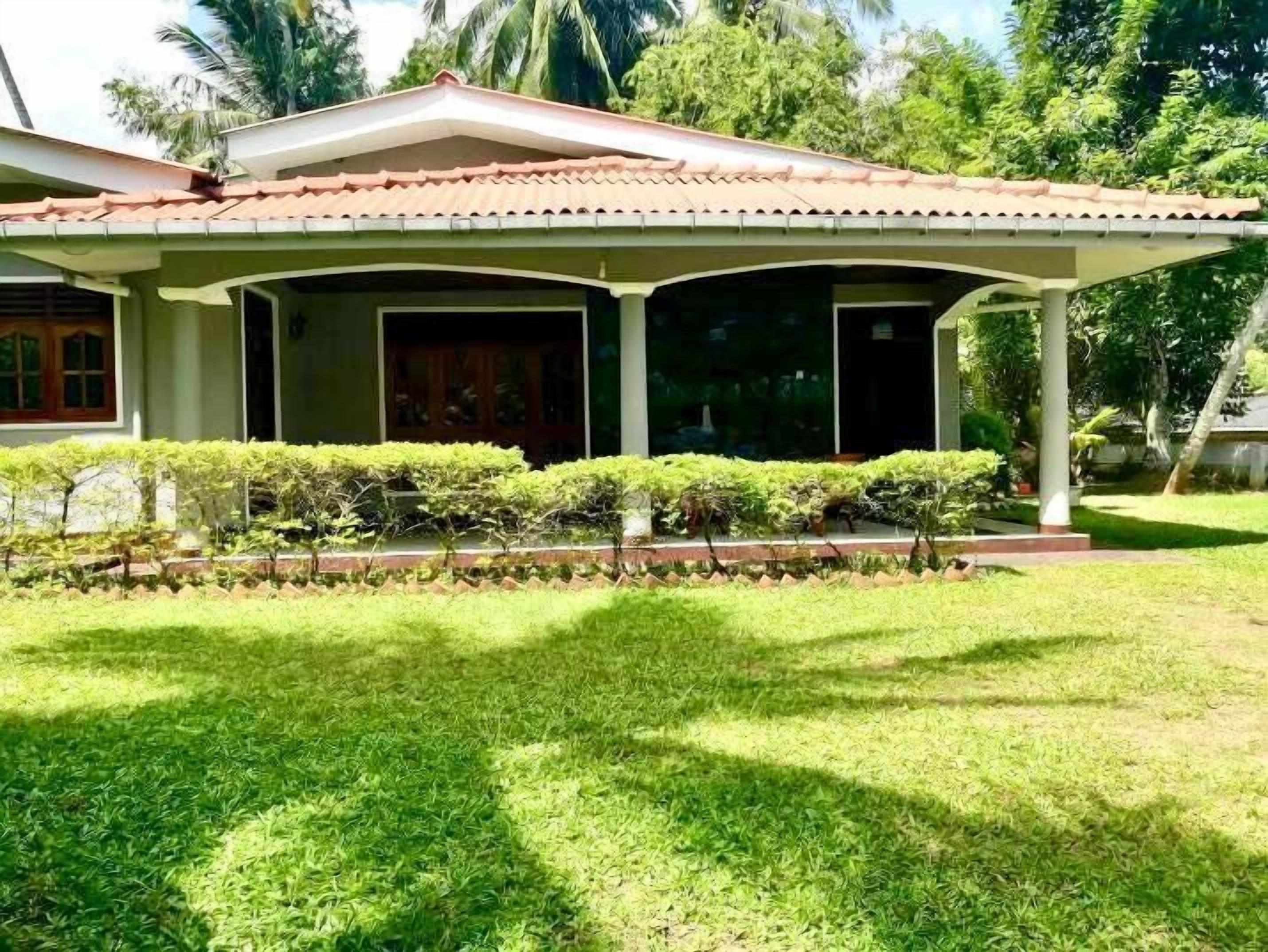 Façana frontal de l'allotjament