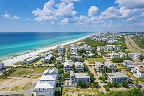 Exterior - 5BR Home by 30A with Bikes, Large Kitchen, Multiple Balconies & Beach Access (Inlet Beach)