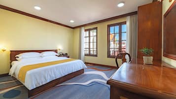 Desk, cribs/infant beds, free WiFi, bed sheets