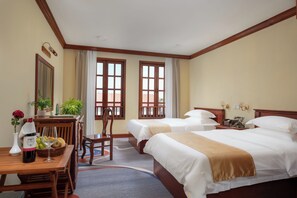 Deluxe Twin Room, City View | Premium bedding, pillowtop beds, desk, free WiFi - Domi Hotel (Siem Reap)