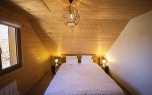 2 bedrooms, iron/ironing board, Internet - Located in the village of Besse and Saint Anastaise (Besse-et-Saint-Anastaise)