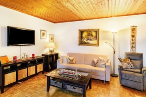 DVD player - Apartment 'Bergblick' with Balcony and Wi-Fi (Bad Harzburg)