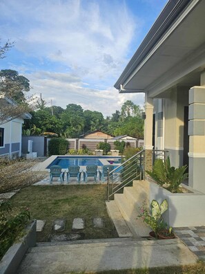 Superior dubbelrum | Skrivbord och sängkläder