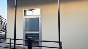 Unclassified image, 4 of 45, button - Mithra Resort (Pauri)
