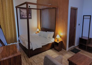 Classic Room, Mountain View | Laptop workspace, free WiFi - Mithra Resort (Pauri)