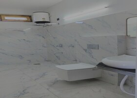 Chambre classique, vue sur la montagne | Salle de bain | Articles de toilette (gratuits), serviettes fournies, savon, shampooing