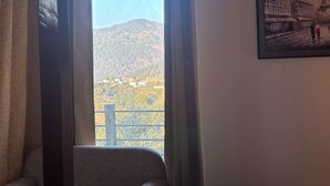 Unclassified image, 5 of 45, button - Mithra Resort (Pauri)