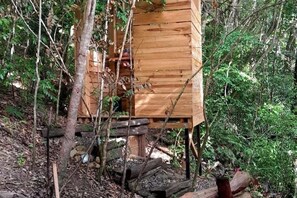 Exterior - Cabin perched in the forest (Deshaies)