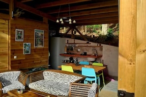 Interior - Cabin perched in the forest (Deshaies)