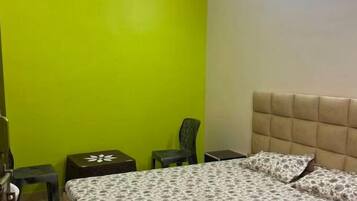 Deluxe Double Room | Free WiFi