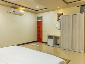 熨斗/熨衫板、上網、床單