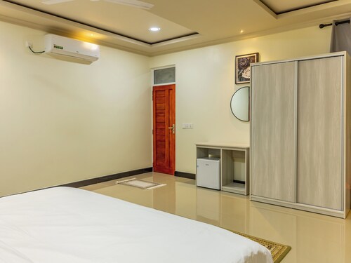 Gorgeous 7-bedroom house with AC in peaceful Shaviyani Atoll Milandhoo, Maldives