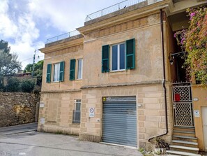 Exterior - Mezzano by Interhome (Pieve Ligure)
