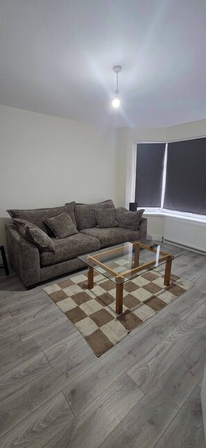 غرفة المعيشة