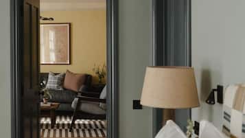 Bureau, Wi-Fi, draps fournis