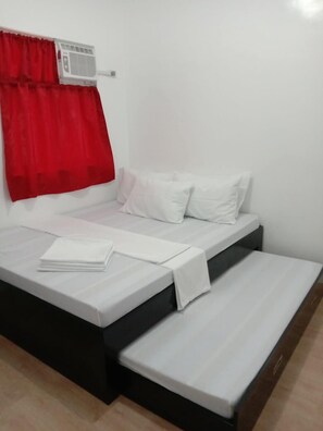 Free WiFi, wheelchair access