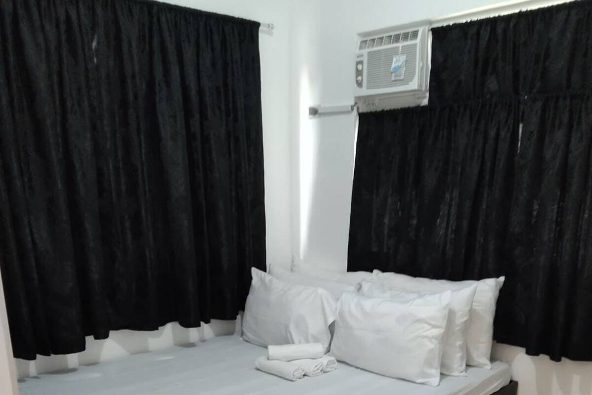 Free WiFi, wheelchair access