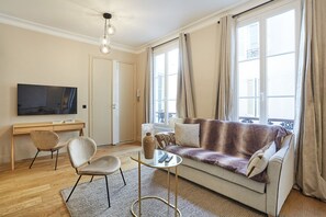 Smart TV, offices - Sublim new flat center of Paris Opéra Madeleine (Paris)