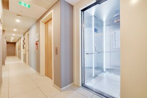 Interior - Comfort studio in a premium residence- Sport/Rooftops (Paris)