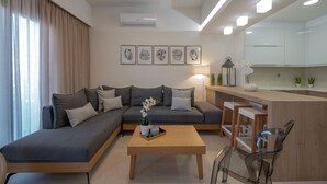 Ảnh chưa phân loại, 2 trong số 26 ảnh, nút