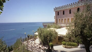 Standard Bungalow, 1 Double Bed | Bed sheets