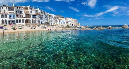 Studio in Spain near Beach & Mountain Views