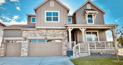 New spacious 5-bedroom house in serene Brighton with cool AC and fast Wi-Fi.