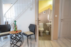 House, 2 Bedrooms, Smoking, 2 Bathrooms | Living room - Ilias House (Rethymno)