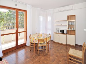 Dining - Cavallino by Interhome (Bibione)