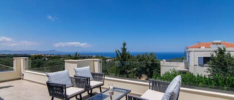 Villa, 4 Bedrooms, Smoking, Private Pool | Balcony