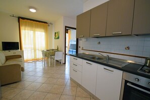 Interior - Relaxing Retreat by the Sea (Villa Rosa di Martinsicuro (TE))