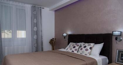 One Bedroom Apartment With Sauna And Hot Tub (A7)