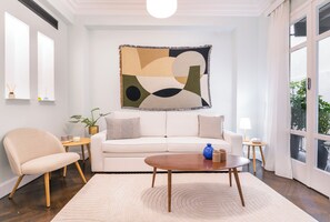 TV - Athens Heart Gem Lux Apartment (Athens)