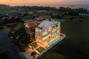 Exterior - 🌴King Villa – Luxurious Ocean View on Cua Dai Beach, Hoi An🌊 (Thành phố Hội An)