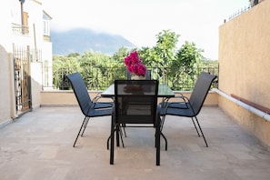 Terrace/patio - Areopolis Central Apartment (East Mani)