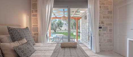 Villa, 3 chambres, piscine privée, vue sur la montagne | 3 chambres, lit de bébé (gratuit), literie fournie