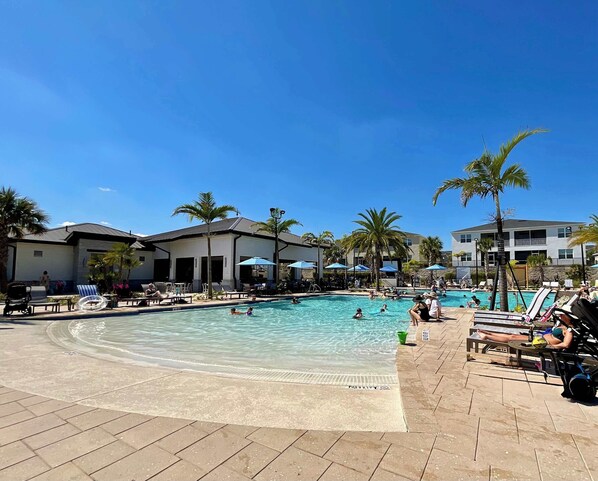 Outdoor pool, sun loungers