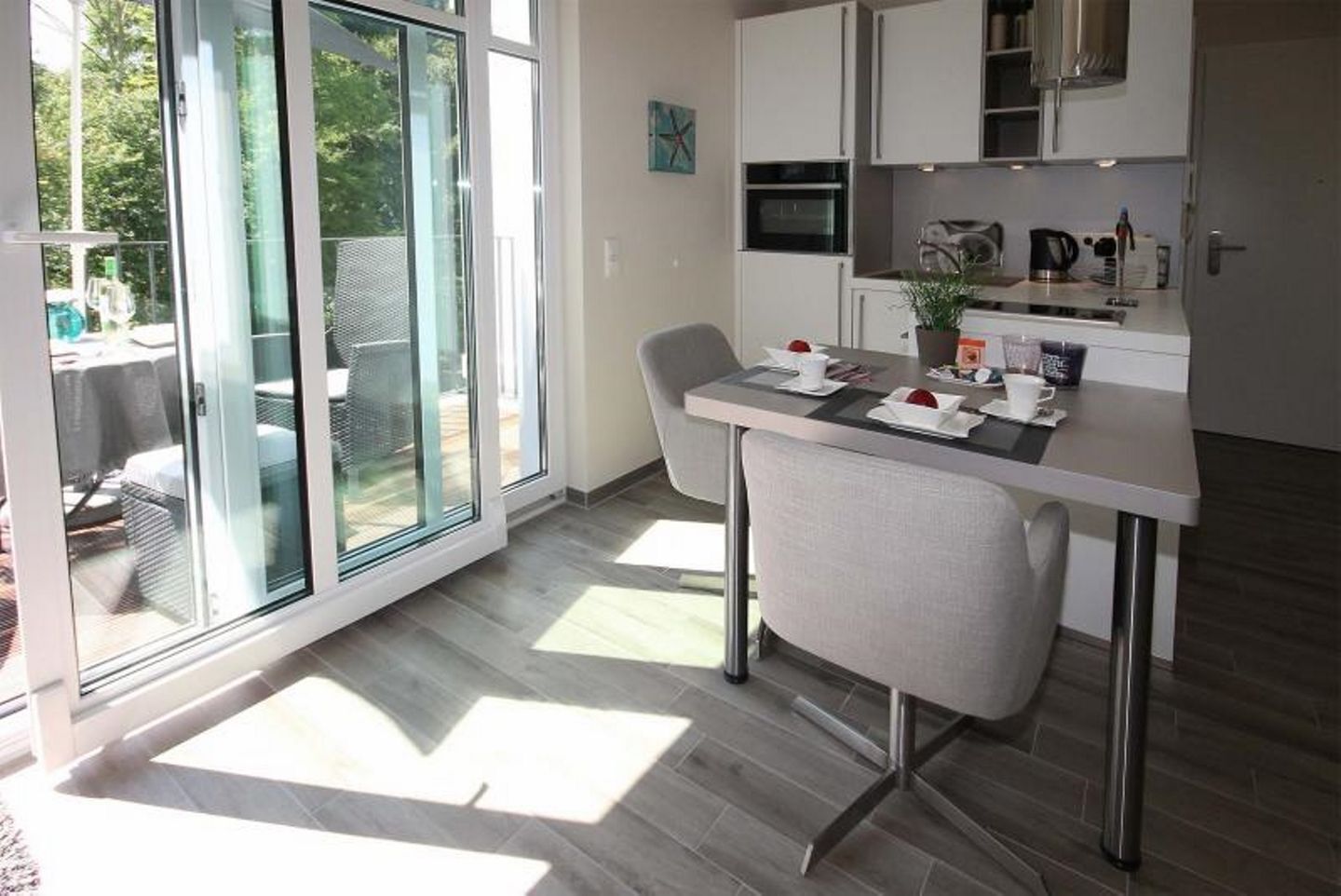 Kühlschrank, Ofen, Herdplatte, Geschirrspüler