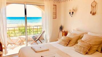 3 bedrooms, iron/ironing board, travel crib, free WiFi
