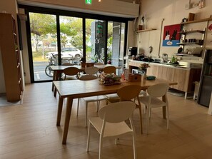 Lobby - Popinn International Youth Hostel (Tainan)