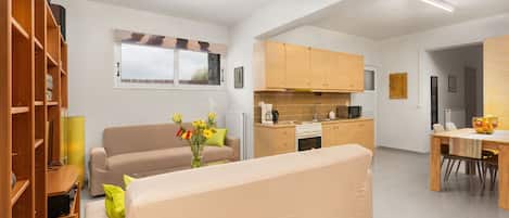 Villa, 3 soverom, privat basseng, sjøutsikt | Oppholdsrom | Peis
