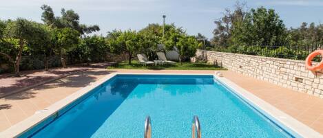 Villa, 4 chambres, piscine privée | Vue depuis le balcon