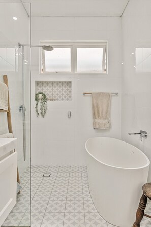 Hair dryer, towels