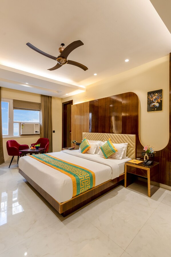 Deluxe Double Room, 1 Double Bed | Desk, laptop workspace, iron/ironing board, free WiFi