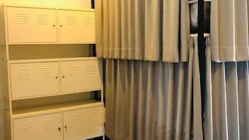 Deluxe Shared Dormitory, Balcony, City View | Interior